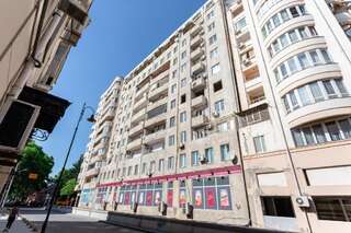 Гостевой дом Flat in Tbilisi Тбилиси Апартаменты с балконом-39